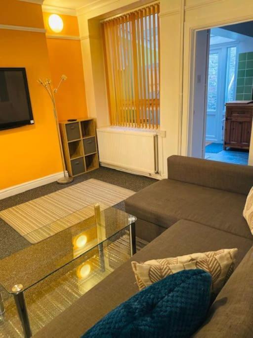 Goldcroft Villa Abertillery Eksteriør billede