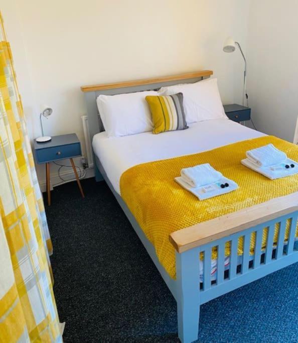 Goldcroft Villa Abertillery Eksteriør billede